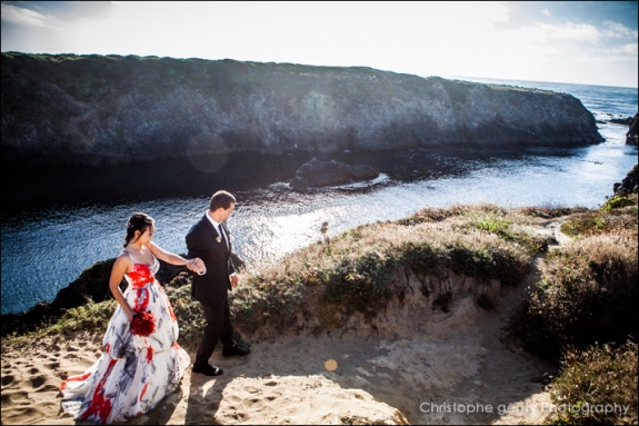 Medocino Elopement Photography at the Albion Inn - Michelle & Eugene